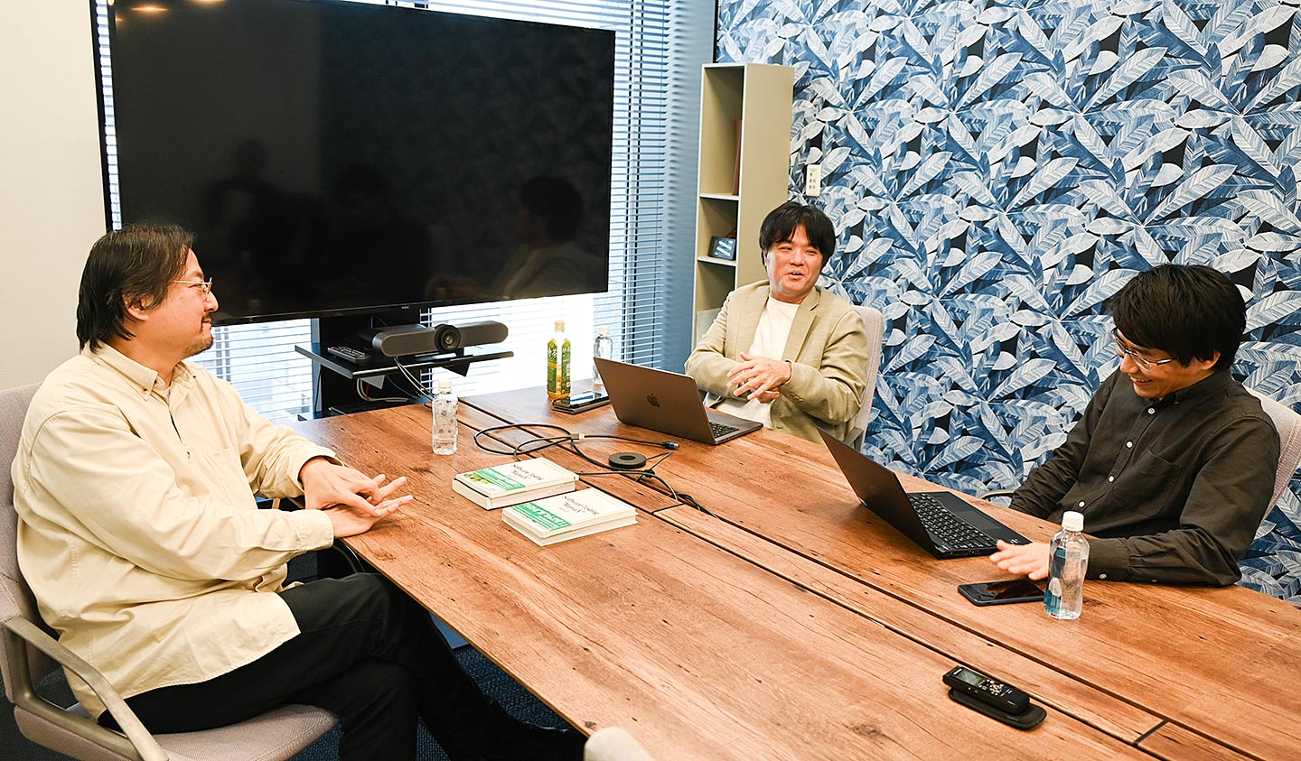 座談会出席者：株式会社ベリサーブ 執行役員 プロダクトソリューション事業開発部長の松木晋祐、研究開発部長の須原秀敏、広報・マーケティング部 テスティング・エバンジェリストの大西建児
